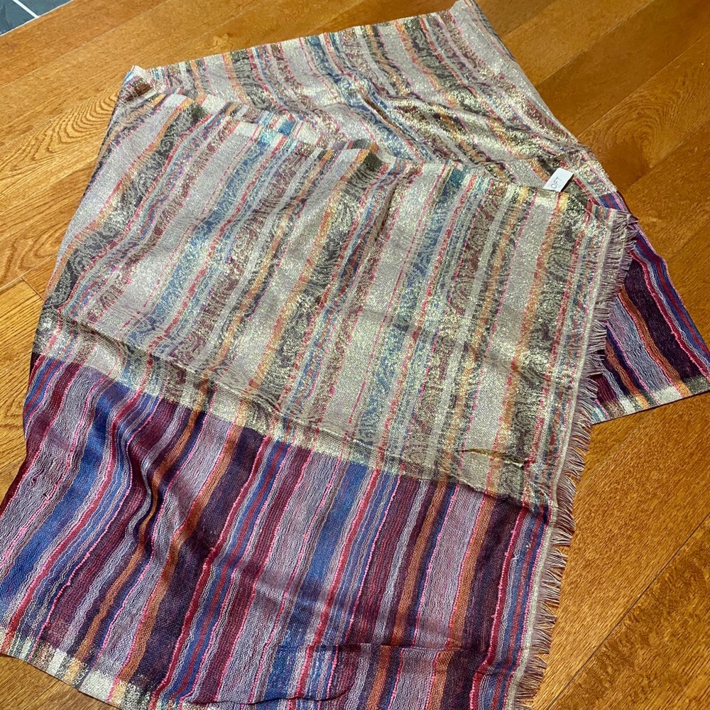 Loft Gold Metallic Scarf